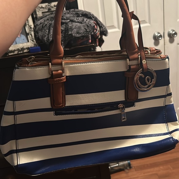 Blue and white striped handbag - Picture 3 of 3